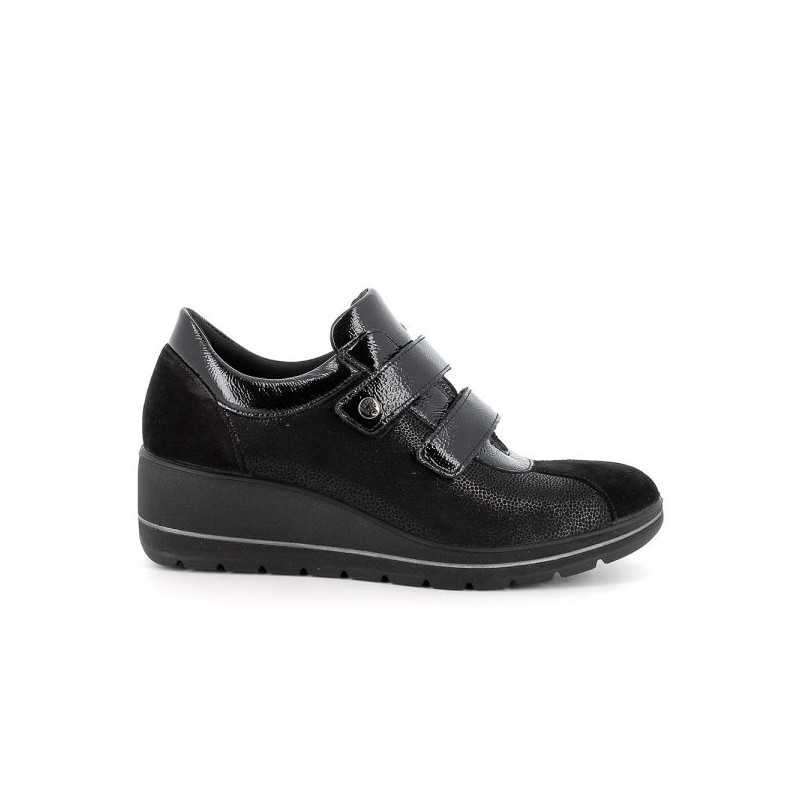 SNEAKERS ENVAL SOFT DONNA NERO LAMINATO ZEPPA 4,7CM 6764800